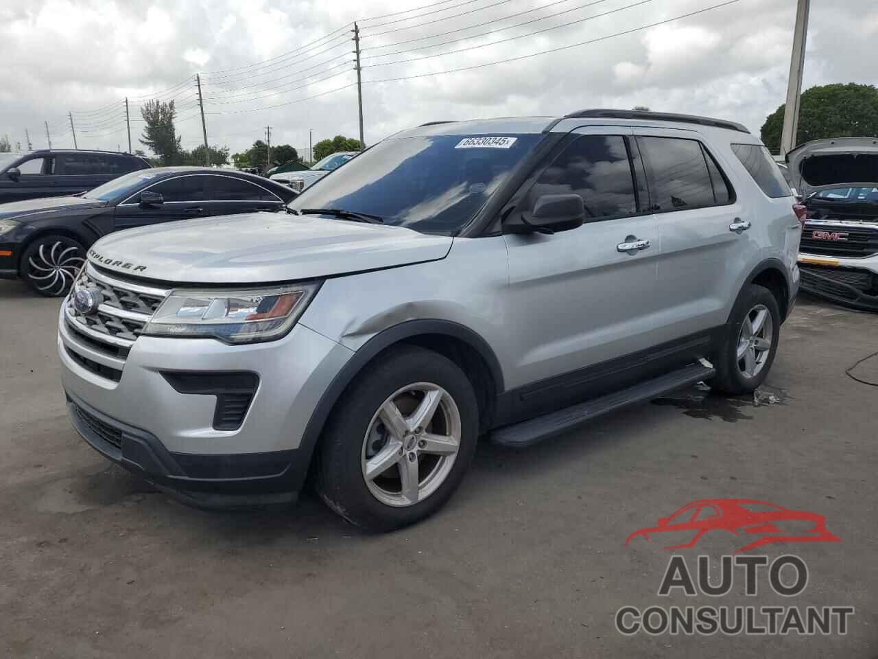FORD EXPLORER 2018 - 1FM5K7B88JGC77110