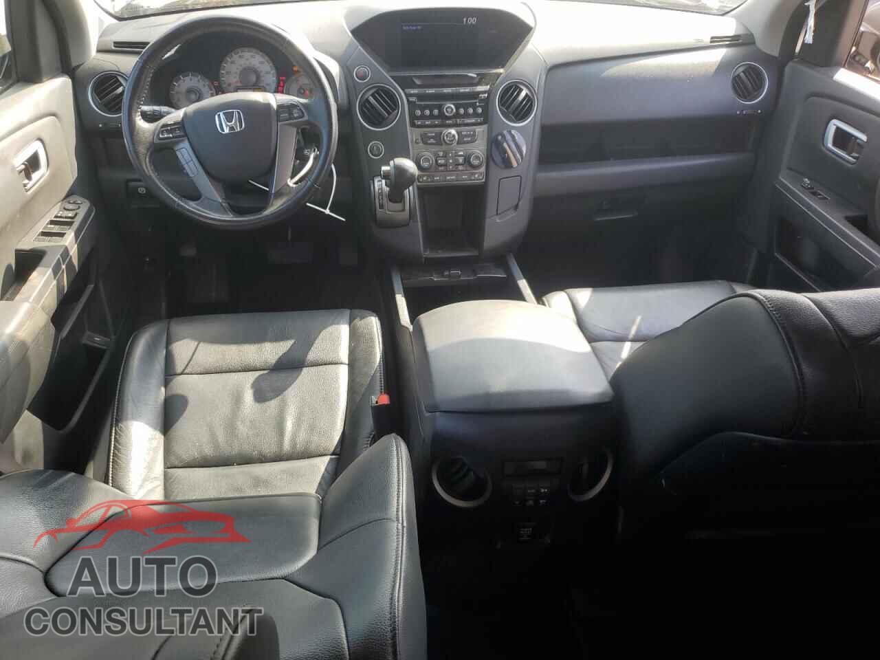 HONDA PILOT 2013 - 5FNYF4H52DB068302