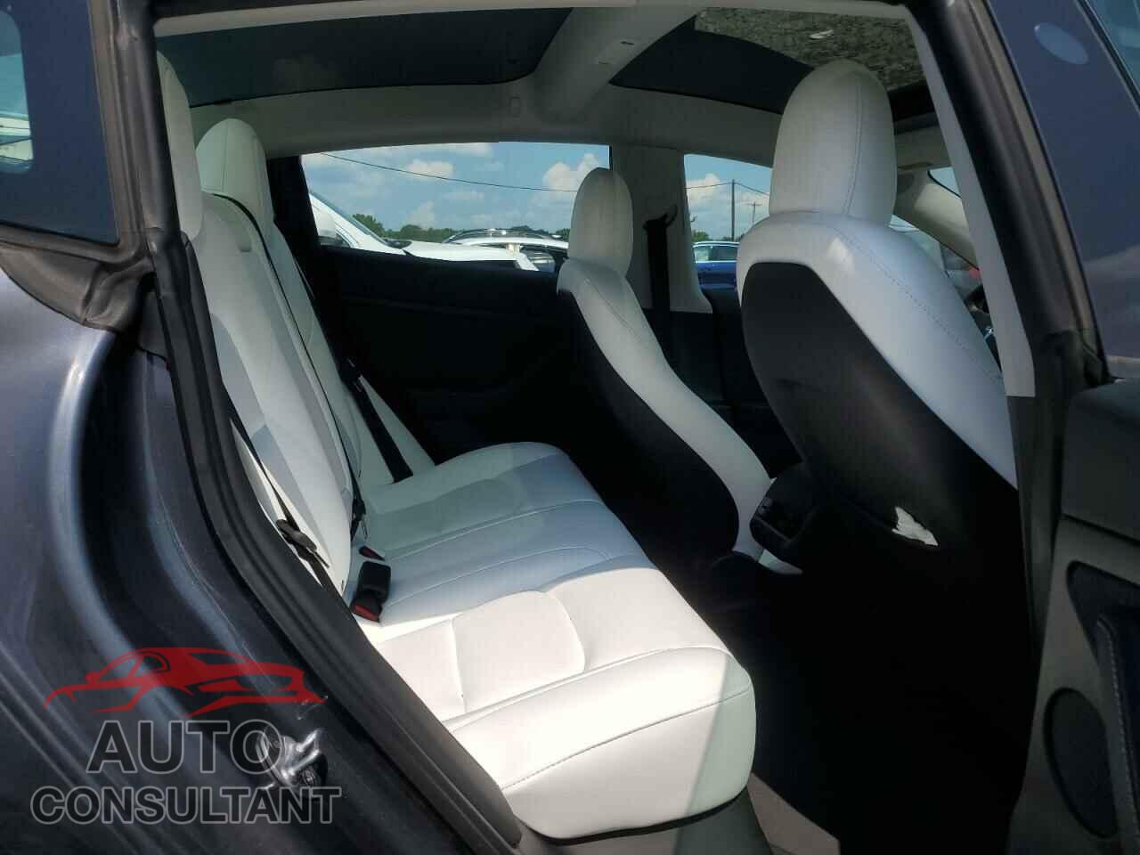 TESLA MODEL 3 2023 - 5YJ3E1EA7PF424051