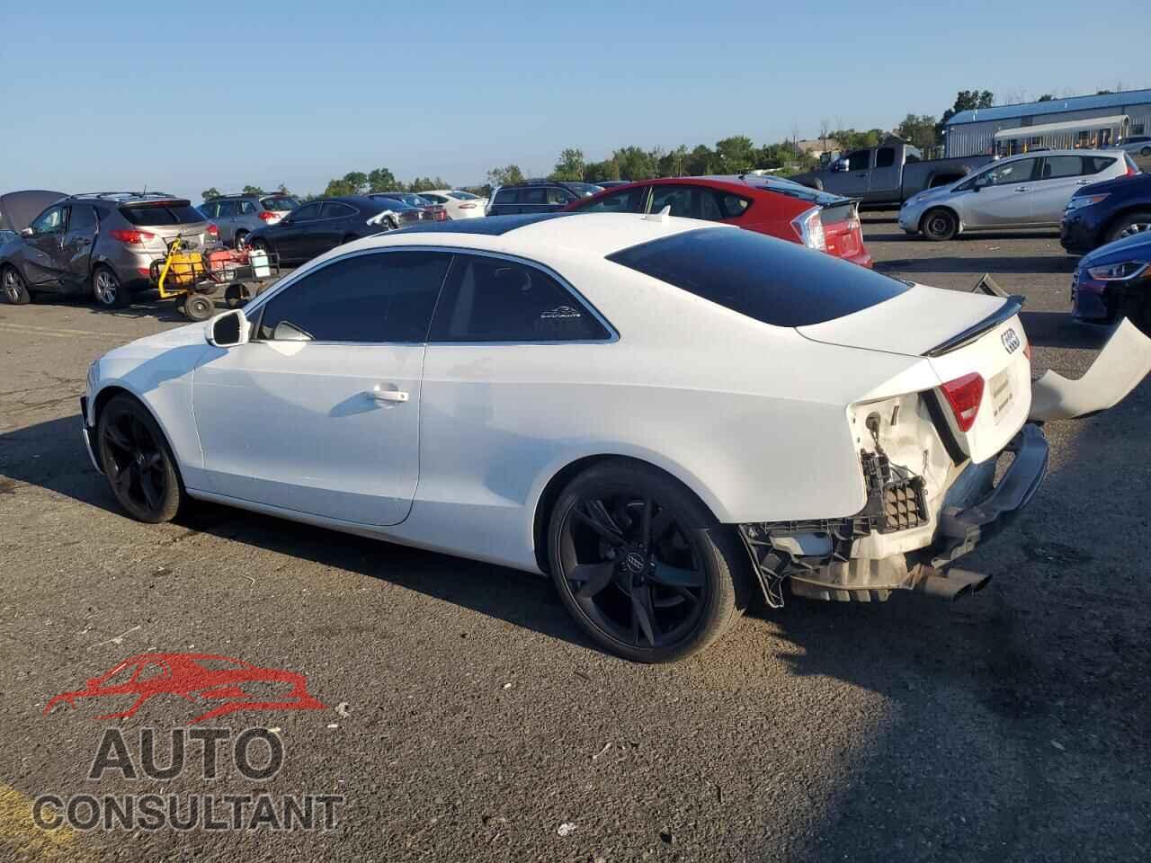 AUDI A5 2010 - WAULFAFR4AA059486