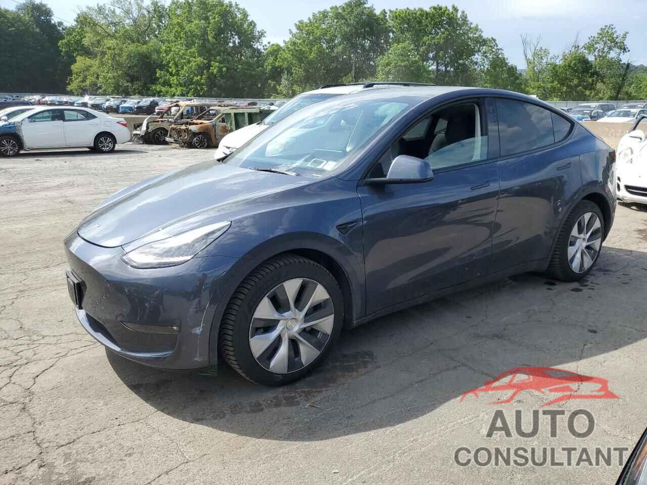 TESLA MODEL Y 2021 - 5YJYGAEE6MF131398