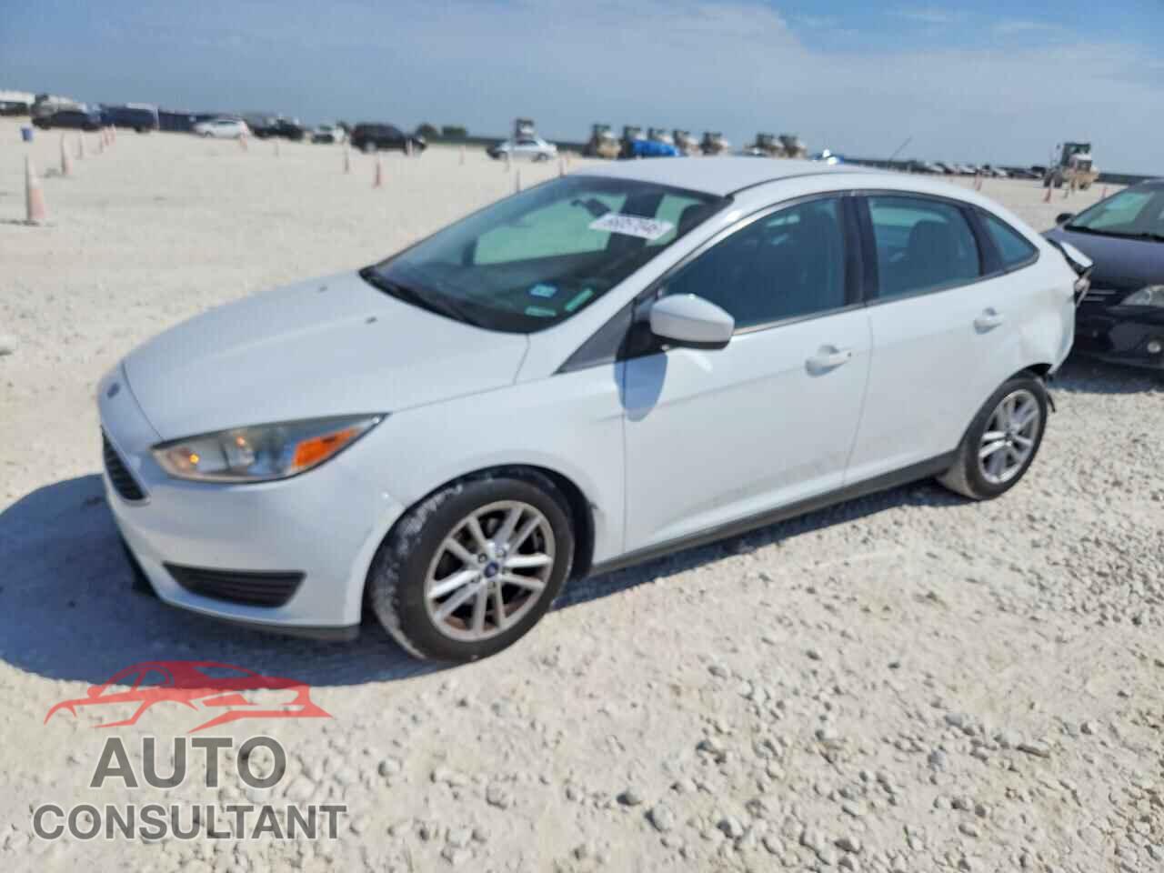 FORD FOCUS 2018 - 1FADP3F25JL295402