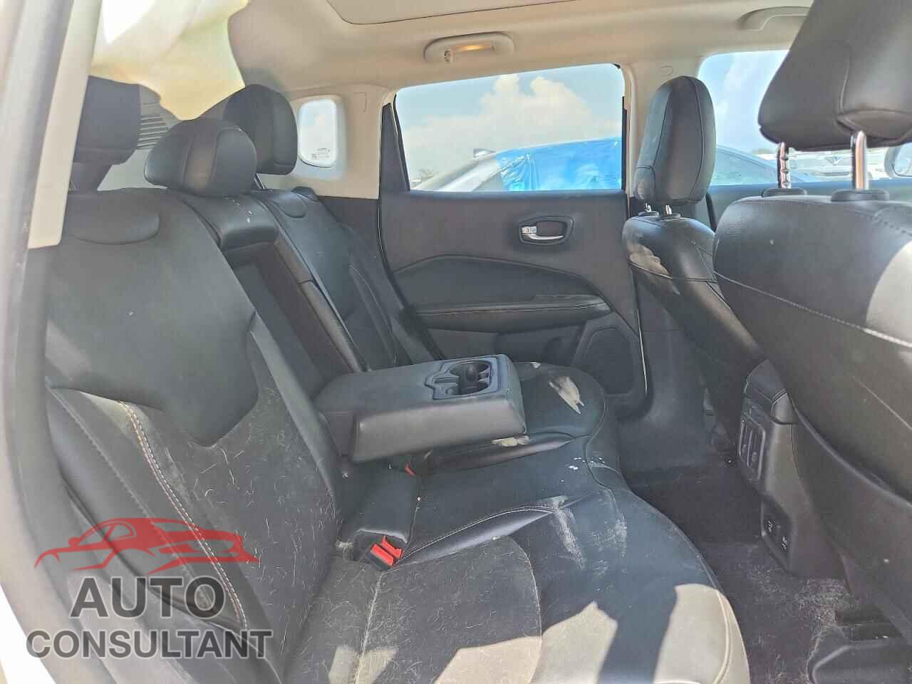 JEEP COMPASS 2020 - 3C4NJCBB9LT169315