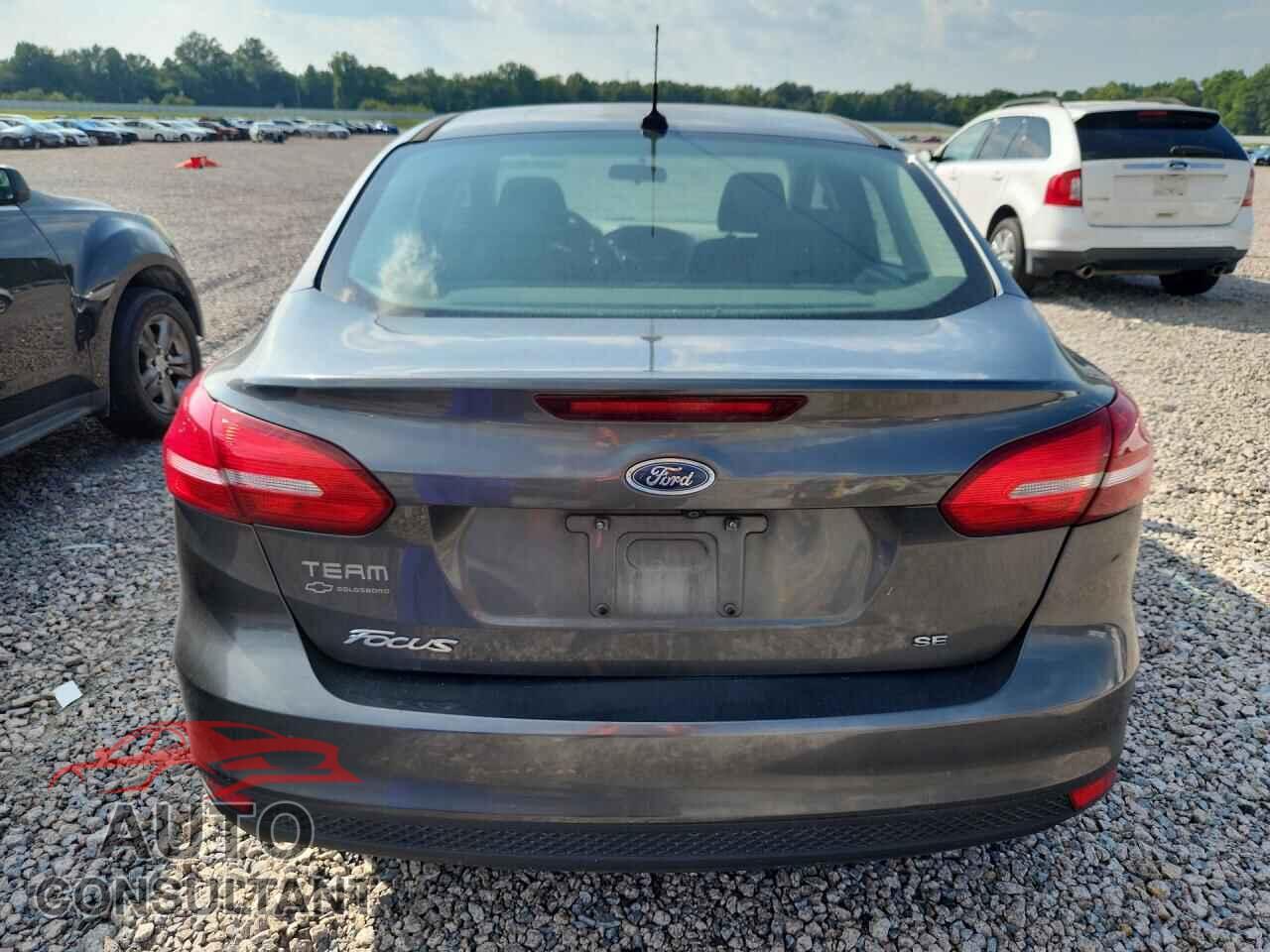 FORD FOCUS 2017 - 1FADP3F21HL256395
