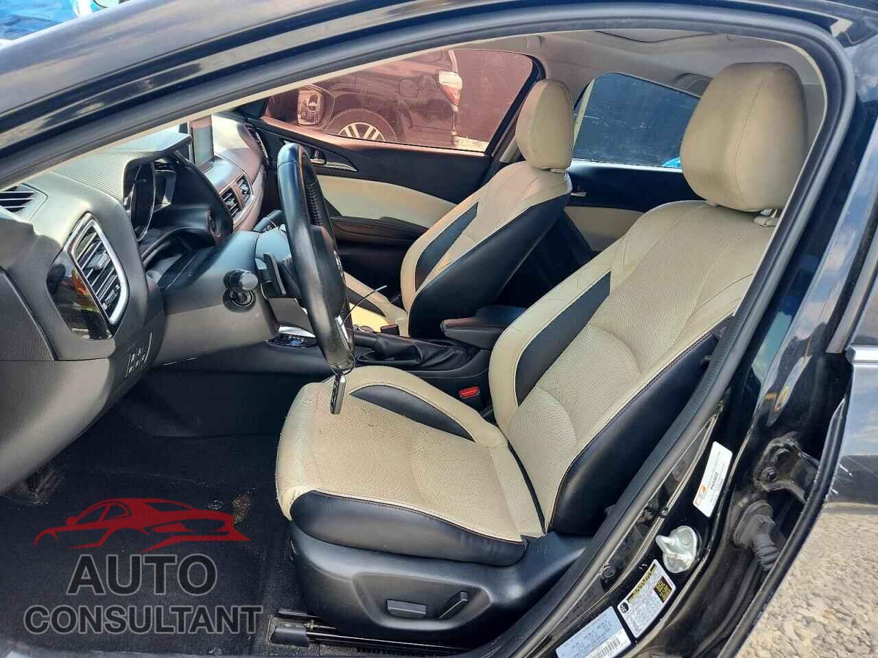 MAZDA 3 2014 - JM1BM1W38E1147883