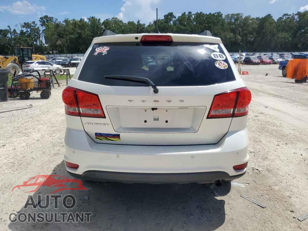 DODGE JOURNEY 2015 - 3C4PDCBB5FT580537