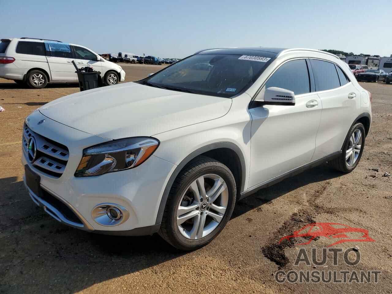 MERCEDES-BENZ GLA-CLASS 2018 - WDCTG4EB6JJ472350