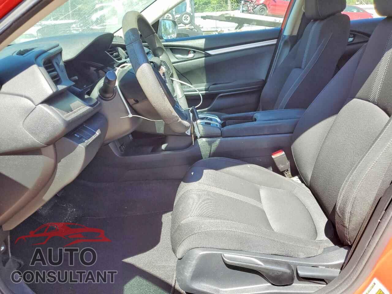 HONDA CIVIC 2017 - 2HGFC2F58HH511156