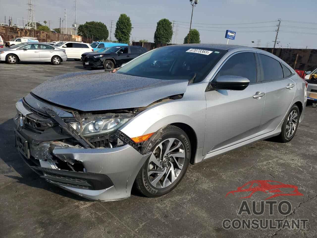 HONDA CIVIC 2018 - 2HGFC2F72JH602379