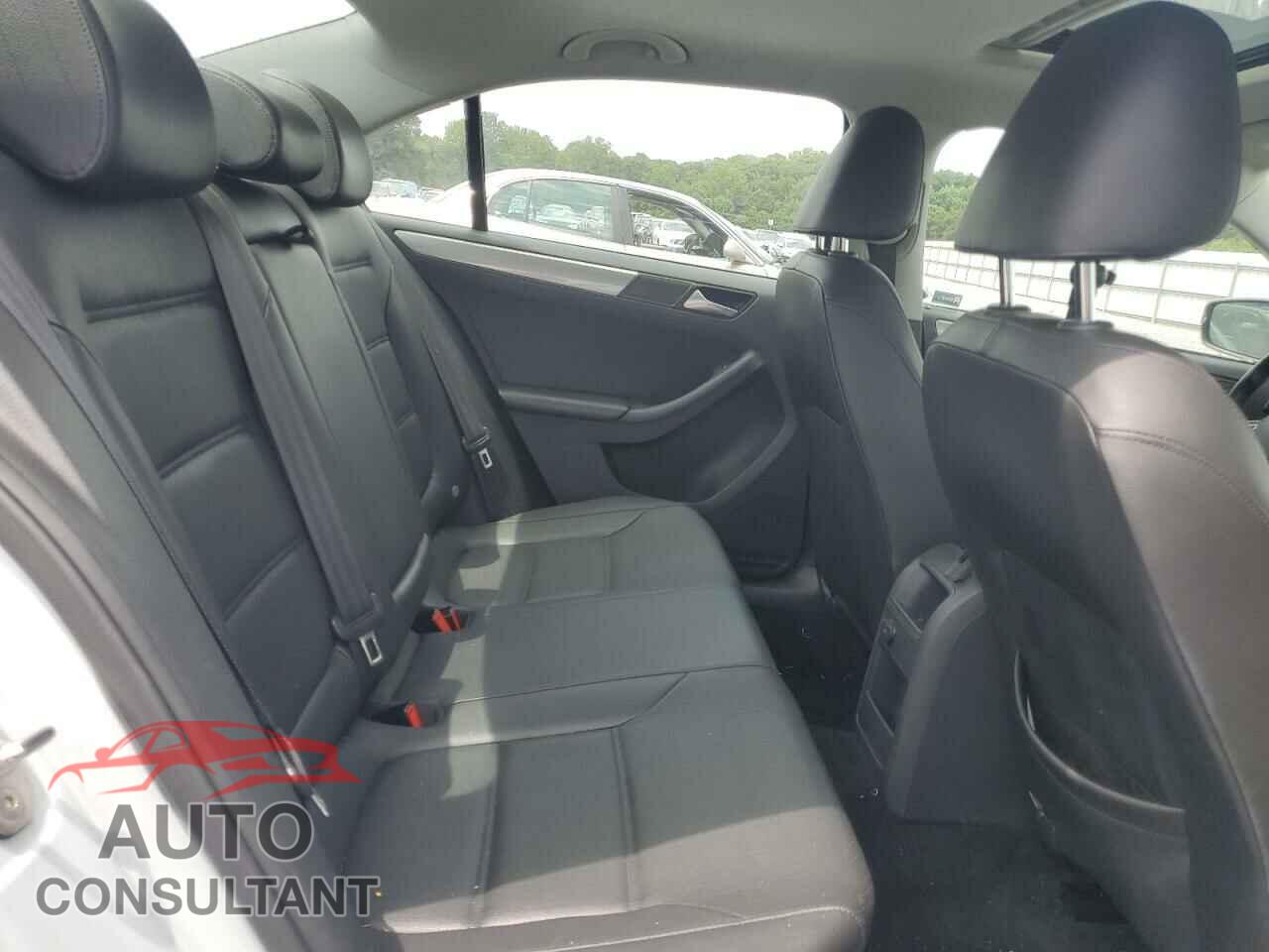 VOLKSWAGEN JETTA 2017 - 3VWDB7AJ6HM295266