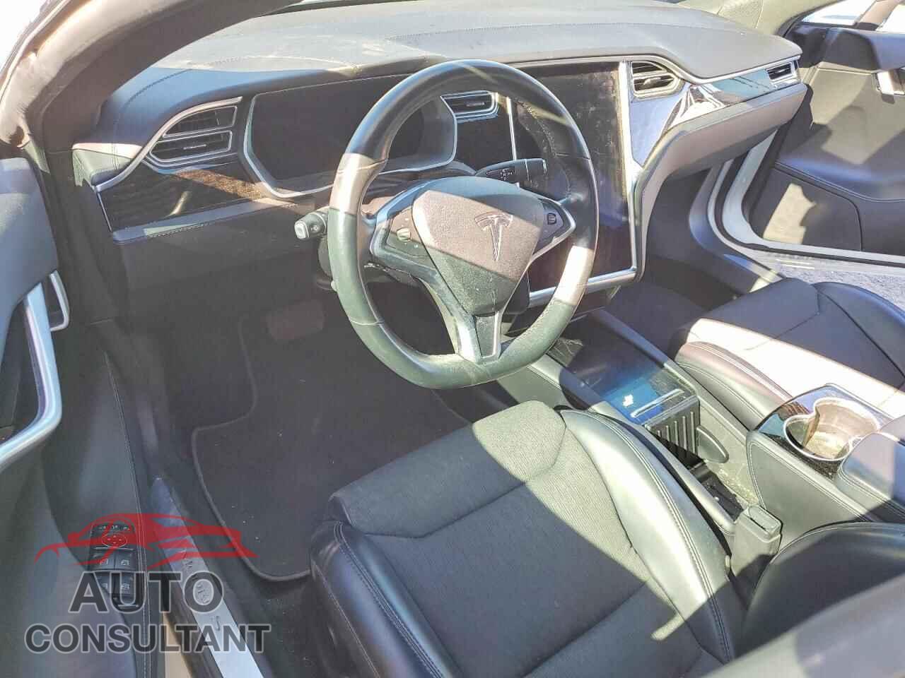 TESLA MODEL S 2017 - 5YJSA1E23HF209512