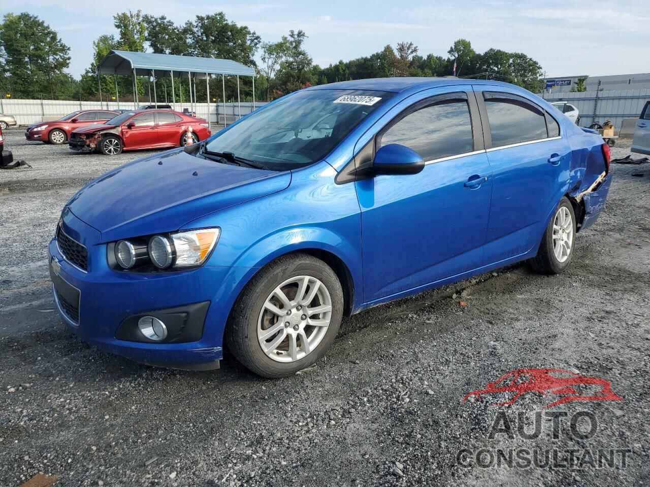 CHEVROLET SONIC 2016 - 1G1JC5SH8G4181937