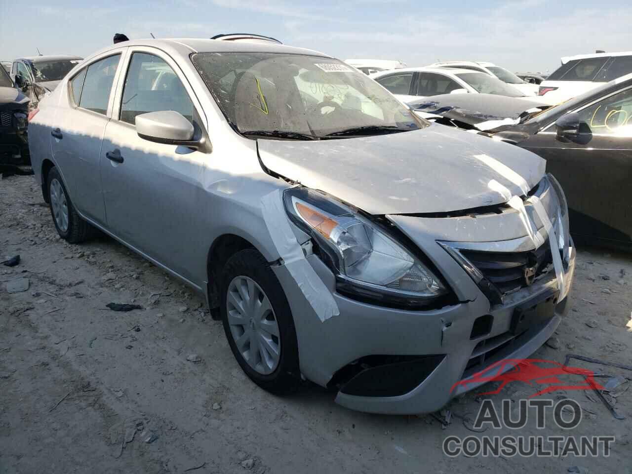 NISSAN VERSA 2018 - 3N1CN7AP5JL817703