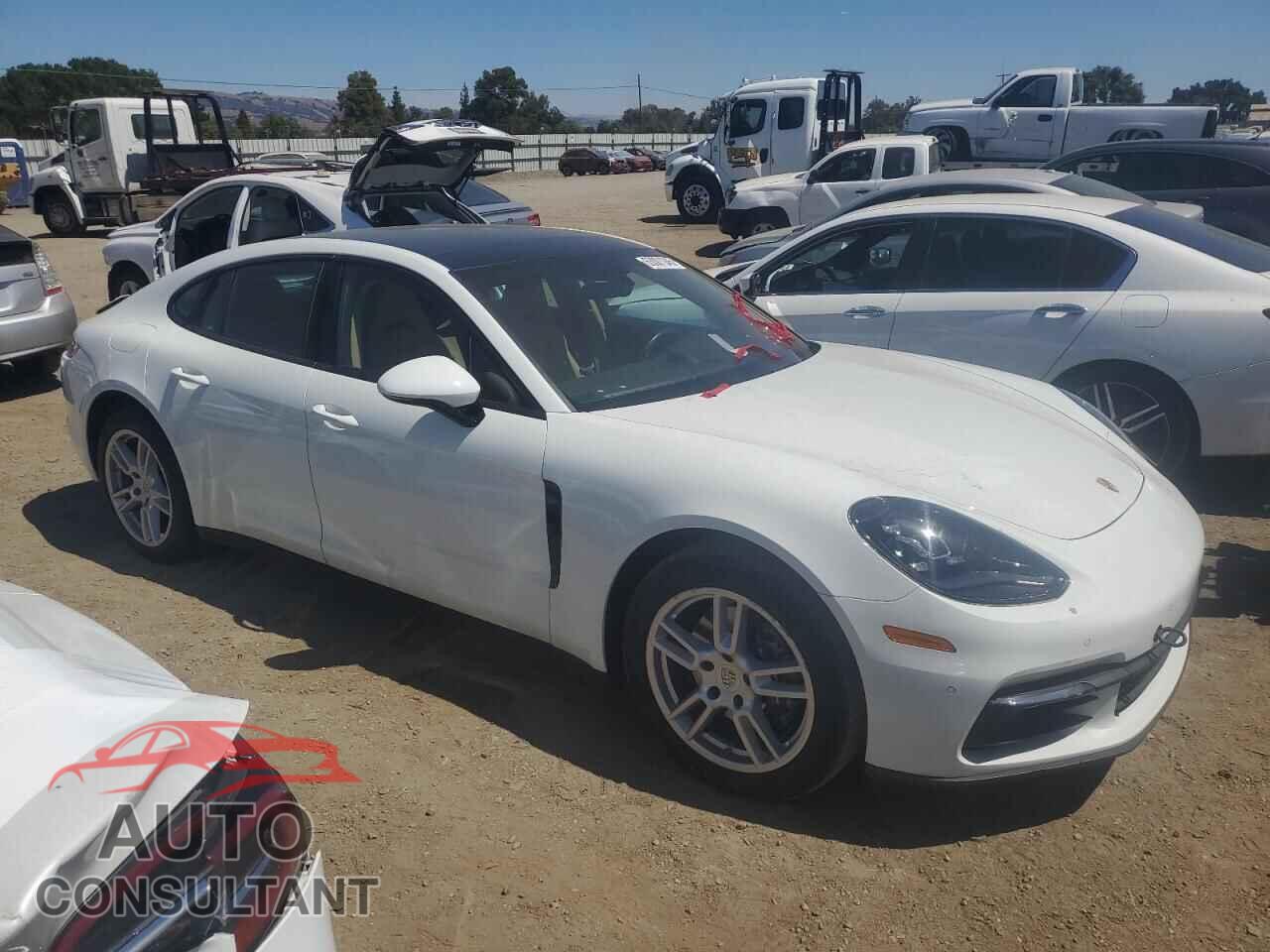 PORSCHE PANAMERA 2017 - WP0AA2A70HL104300