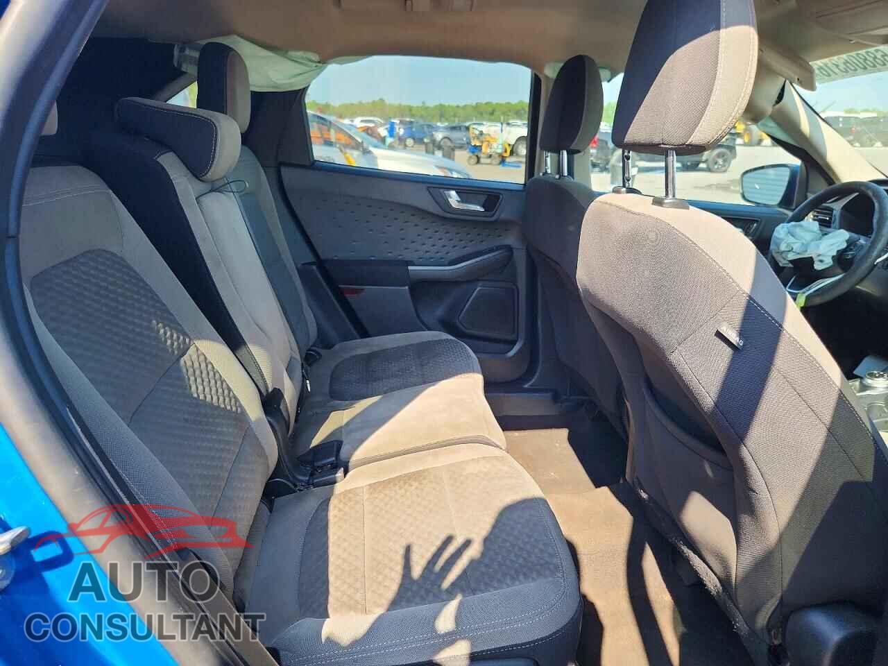 FORD ESCAPE 2020 - 1FMCU0G60LUA59392