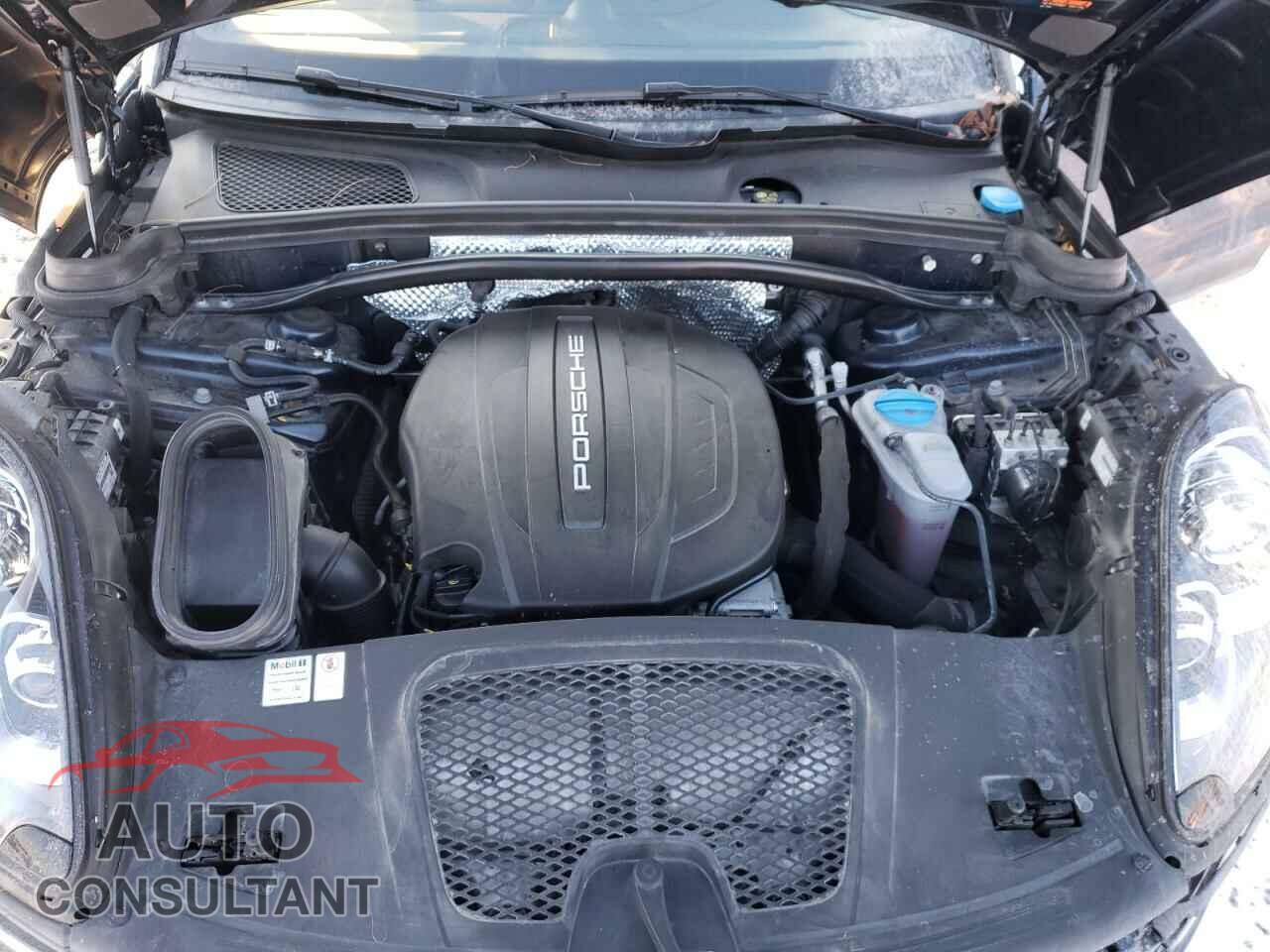 PORSCHE MACAN 2018 - WP1AA2A52JLB12000