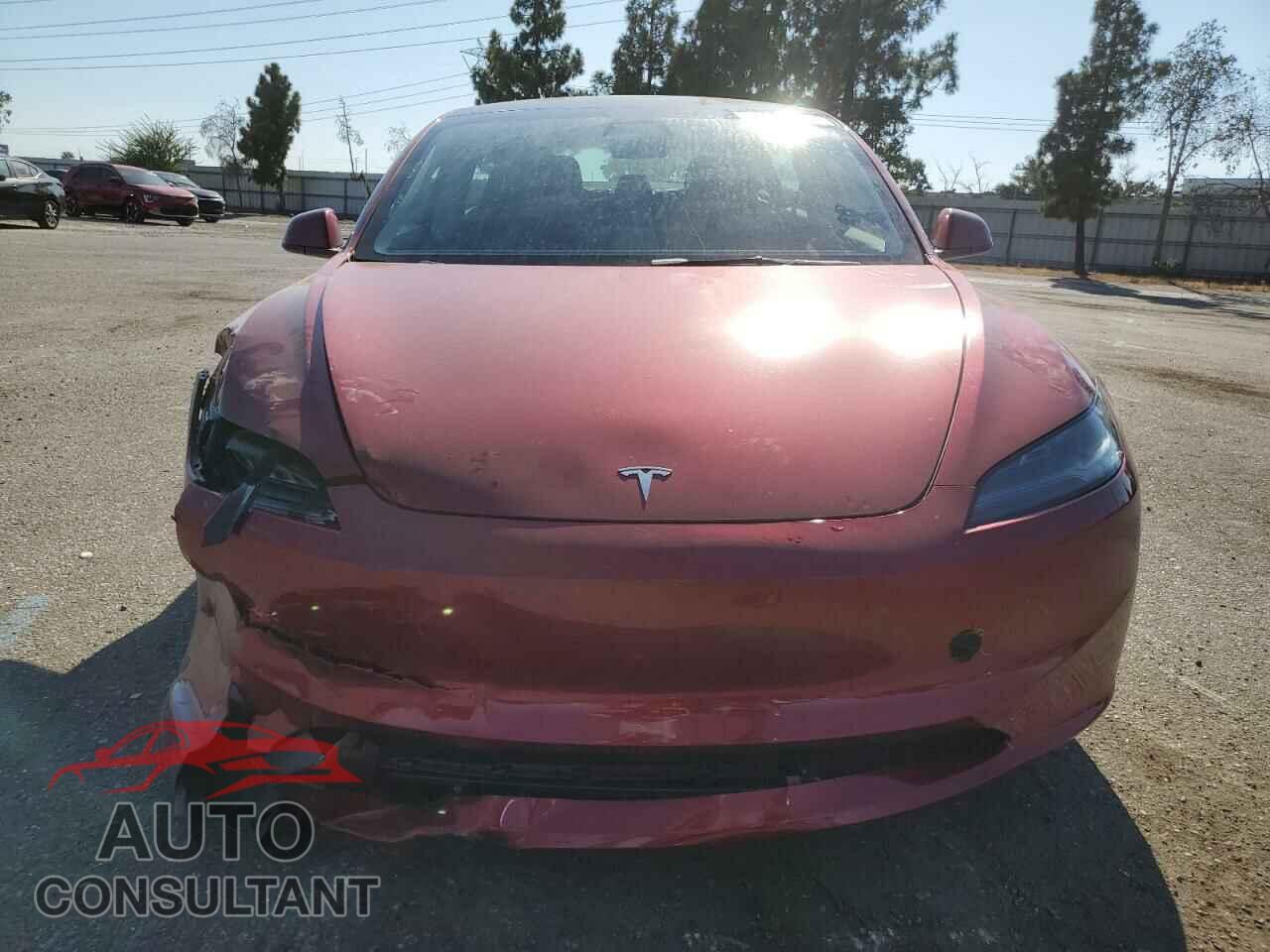 TESLA MODEL 3 2024 - 5YJ3E1EA8RF843626