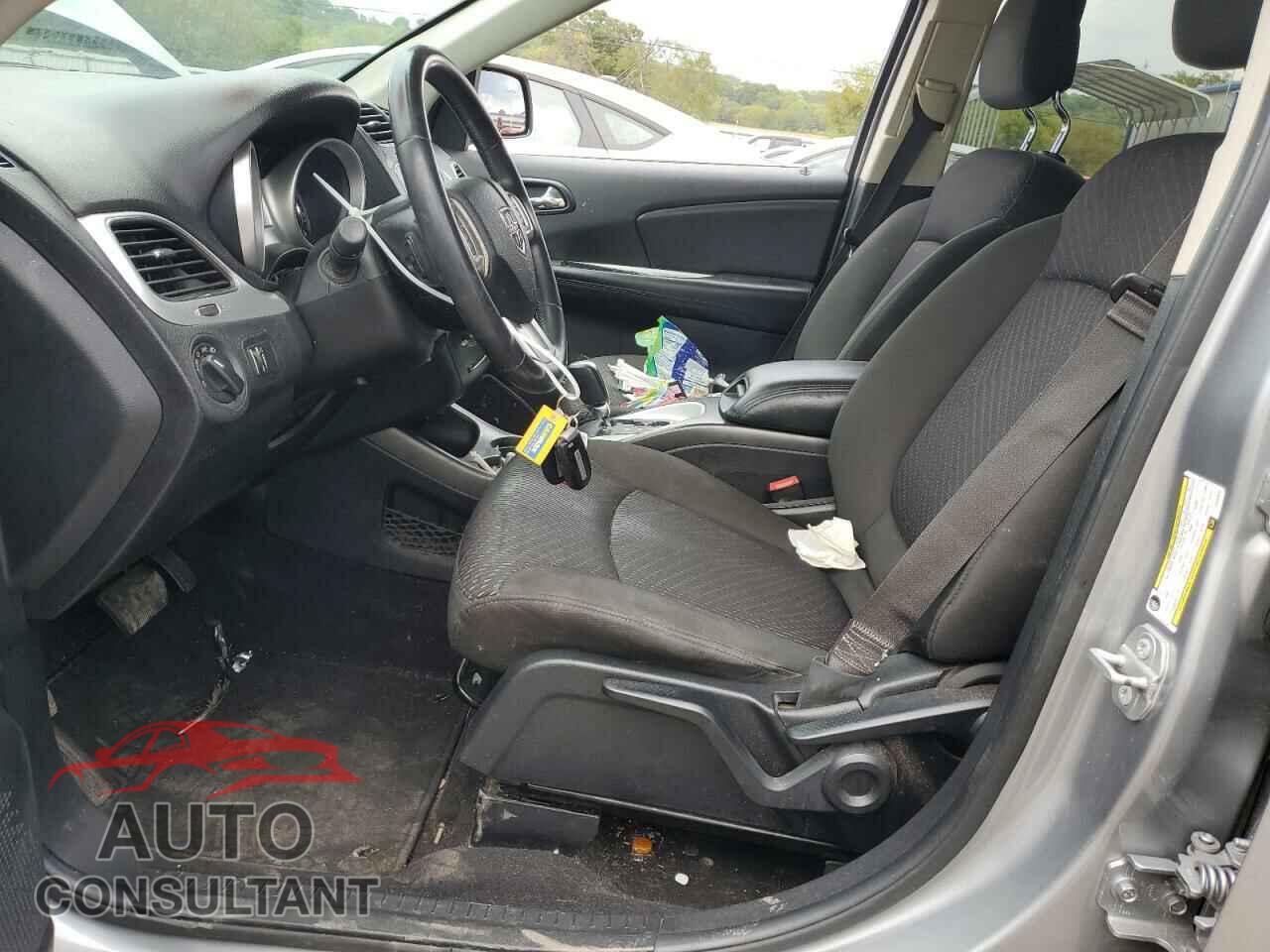 DODGE JOURNEY 2018 - 3C4PDCAB2JT533976