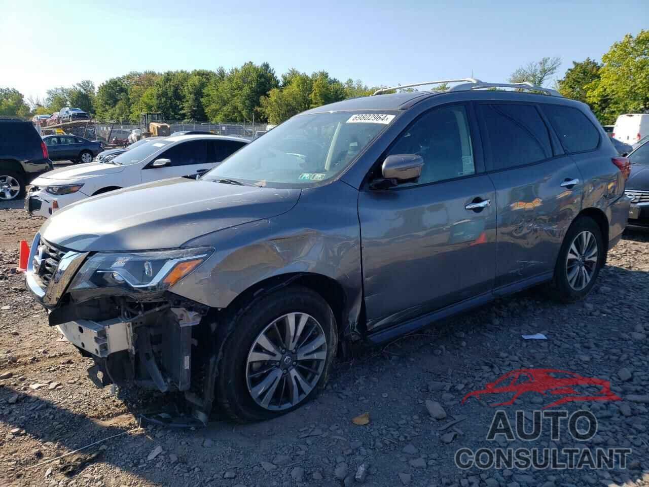 NISSAN PATHFINDER 2017 - 5N1DR2MN0HC656004