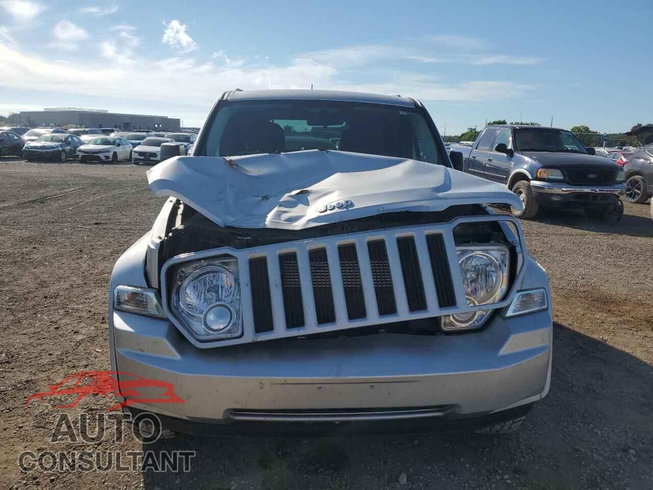 JEEP LIBERTY 2011 - 1J4PN2GK1BW520494