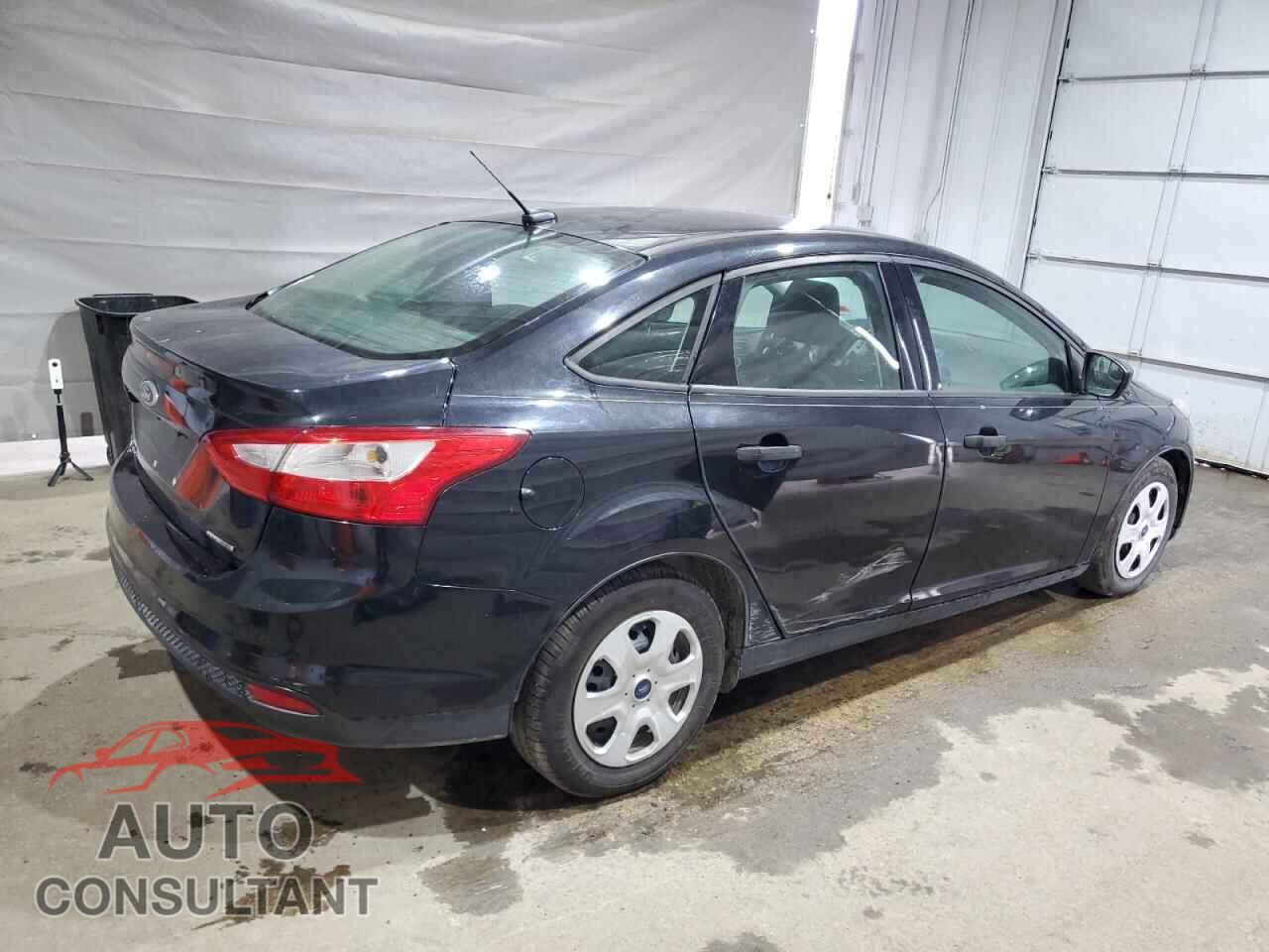 FORD FOCUS 2013 - 1FADP3E25DL274359