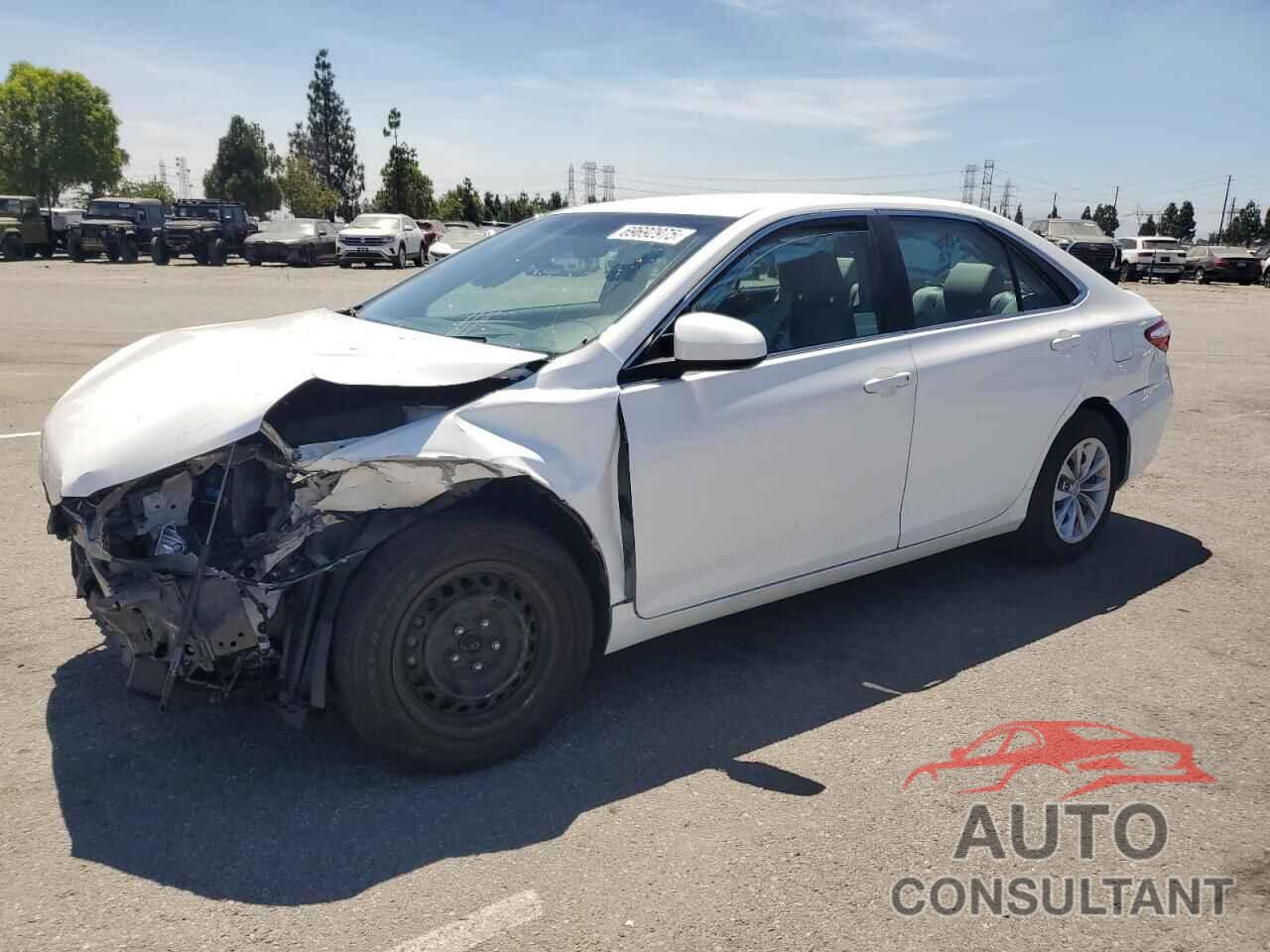 TOYOTA CAMRY 2015 - 4T4BF1FKXFR502555