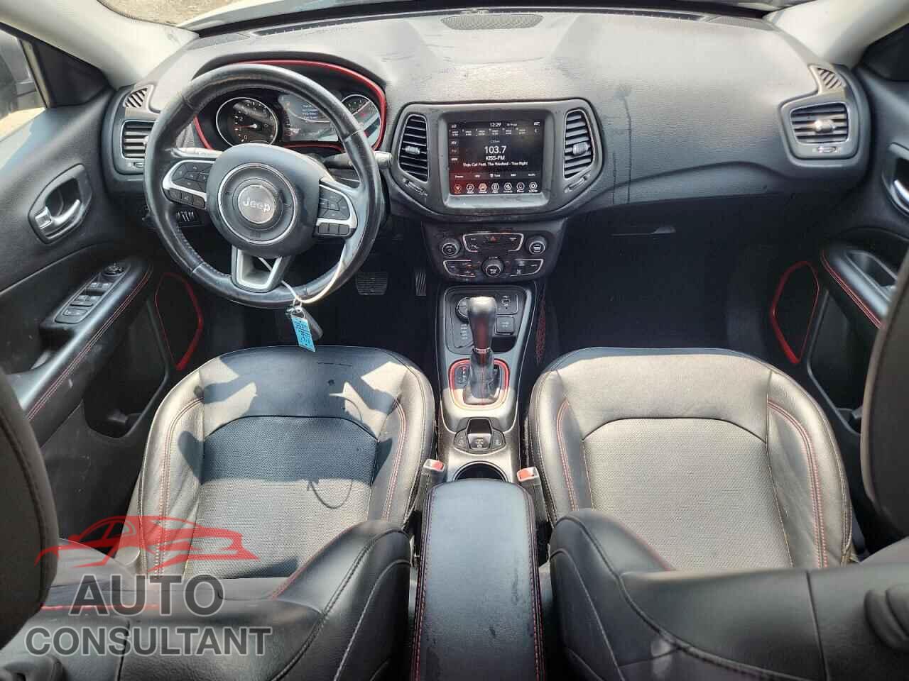 JEEP COMPASS 2019 - 3C4NJDDB1KT805520