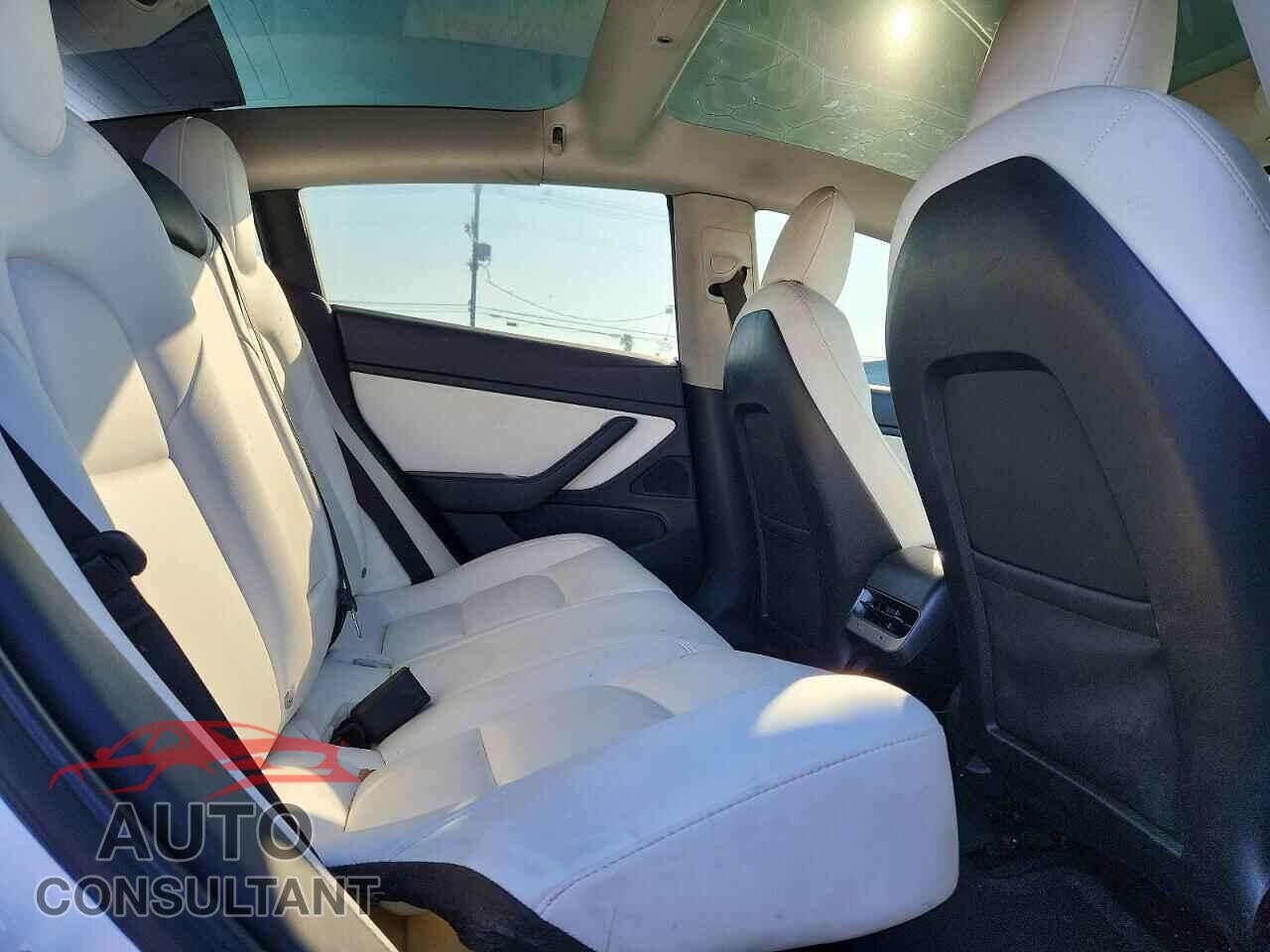 TESLA MODEL 3 2021 - 5YJ3E1EA6MF873202