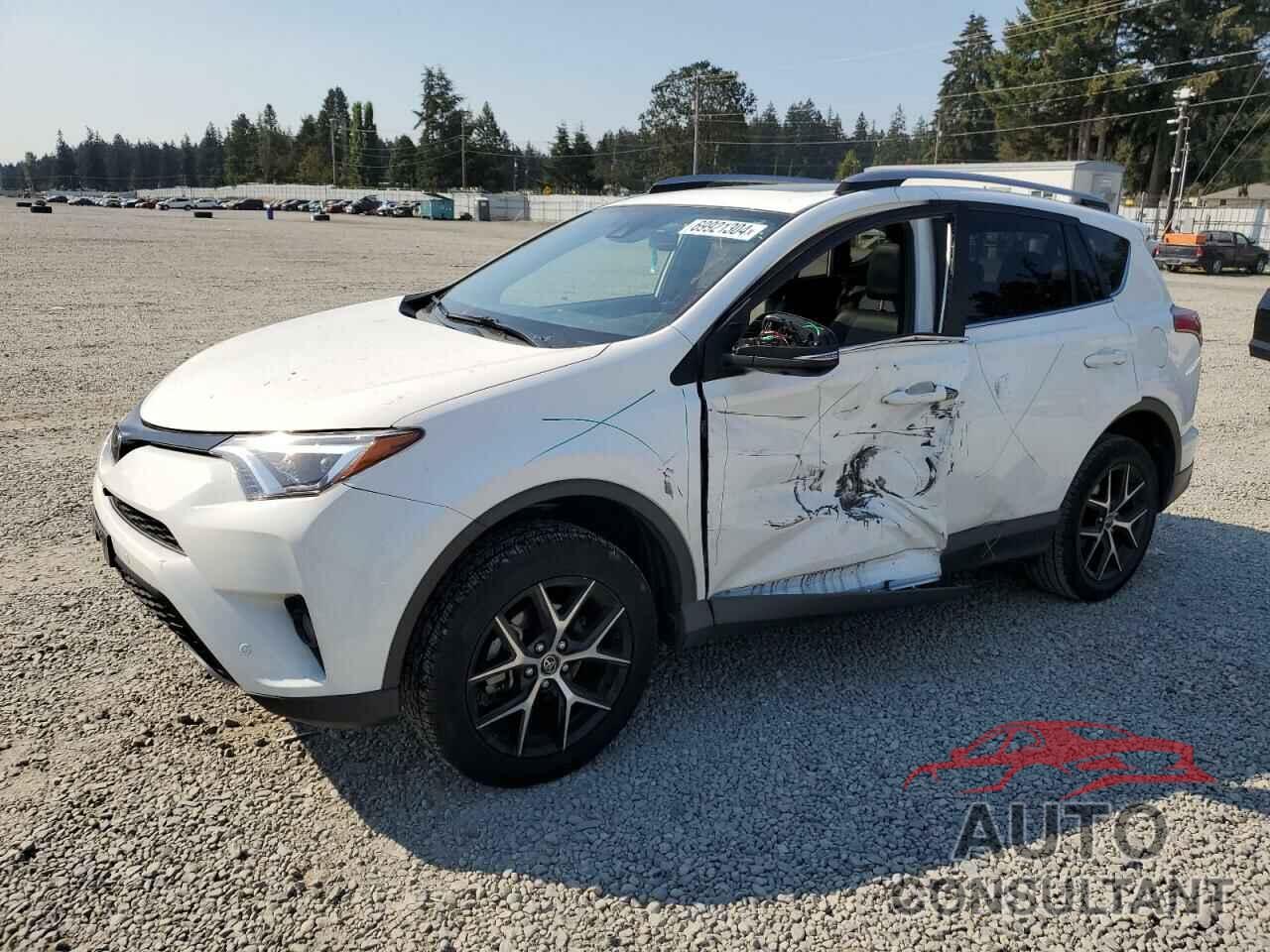 TOYOTA RAV4 2018 - JTMJFREV1JJ205821