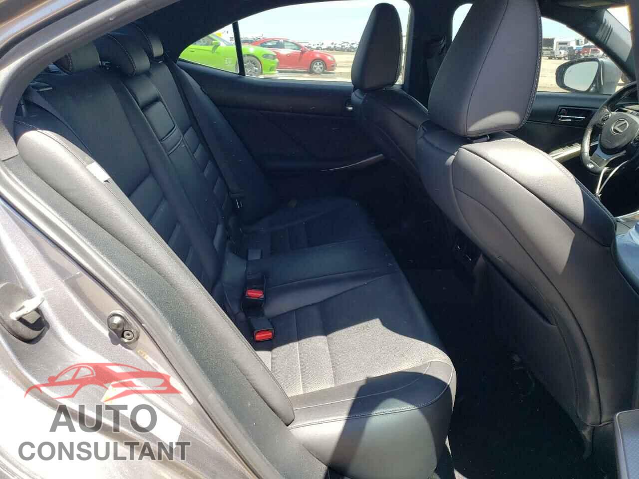 LEXUS IS 2016 - JTHBA1D22G5024464