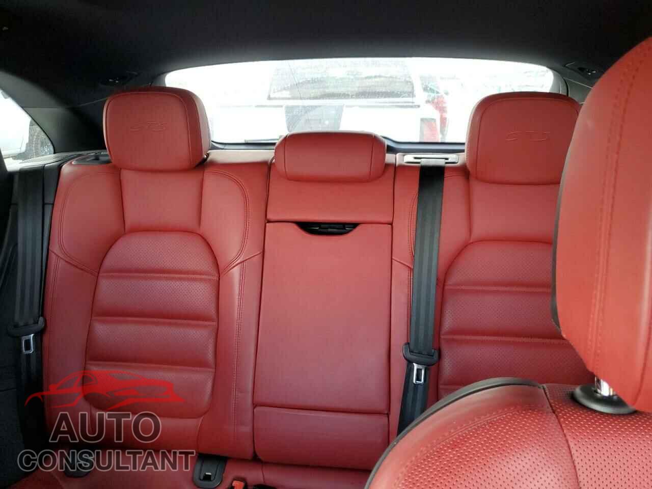 PORSCHE MACAN 2017 - WP1AG2A54HLB52782