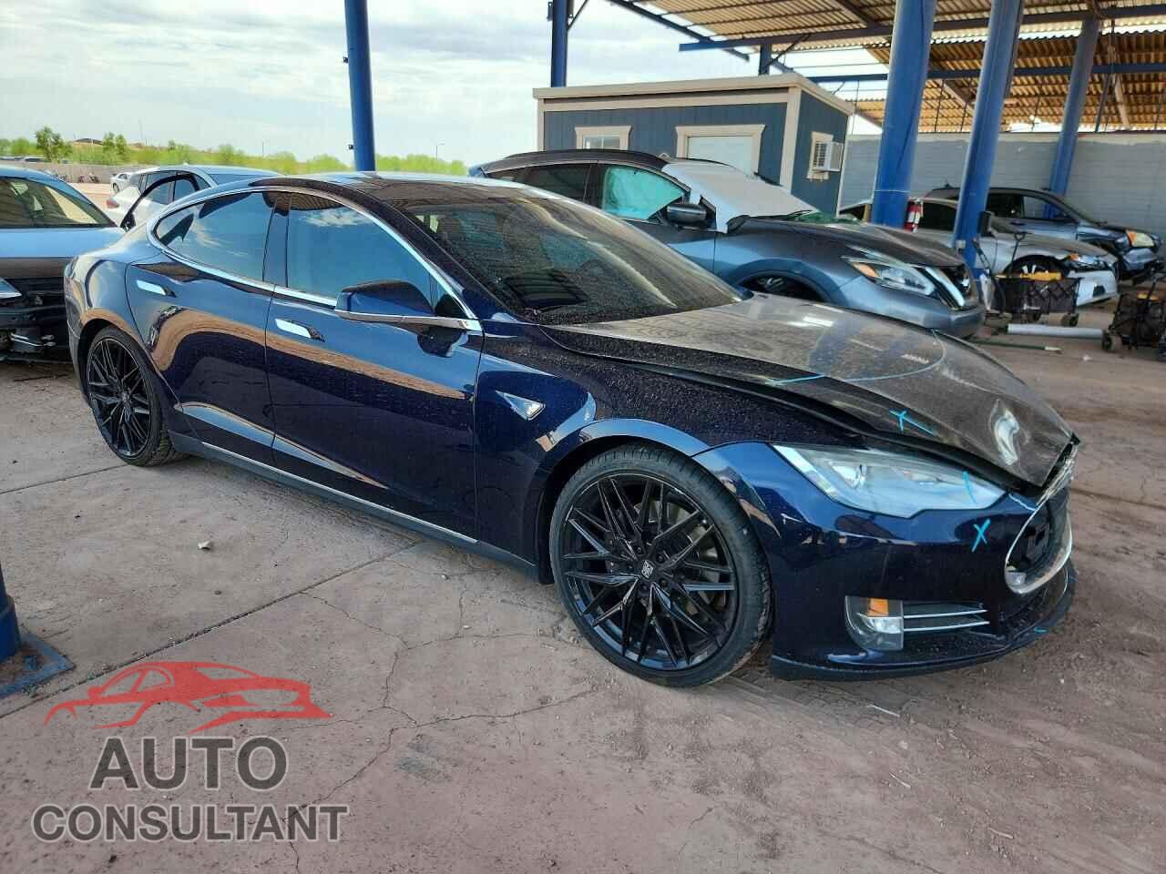 TESLA MODEL S 2013 - 5YJSA1DP6DFP04598