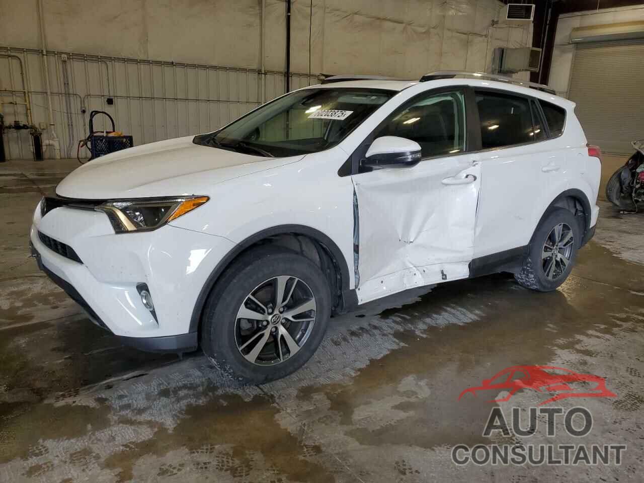 TOYOTA RAV4 2018 - JTMWFREV5JJ160789