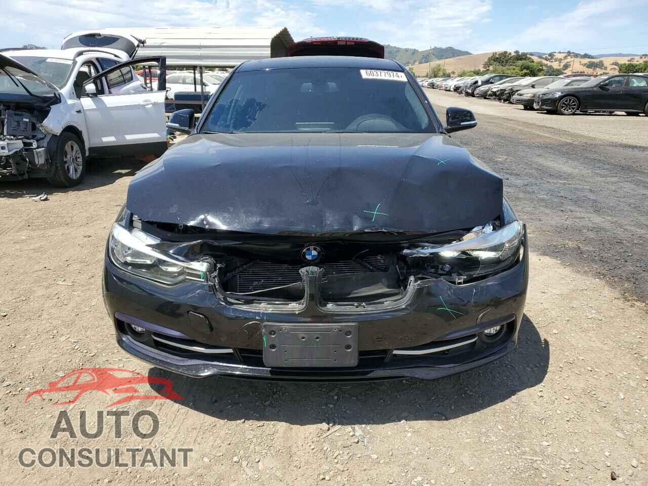 BMW 3 SERIES 2016 - WBA8E9G50GNU28865