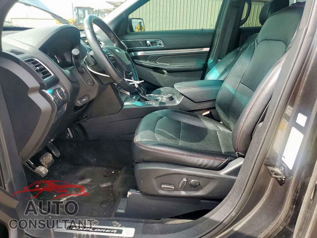 FORD EXPLORER 2017 - 1FM5K8GT2HGA33515