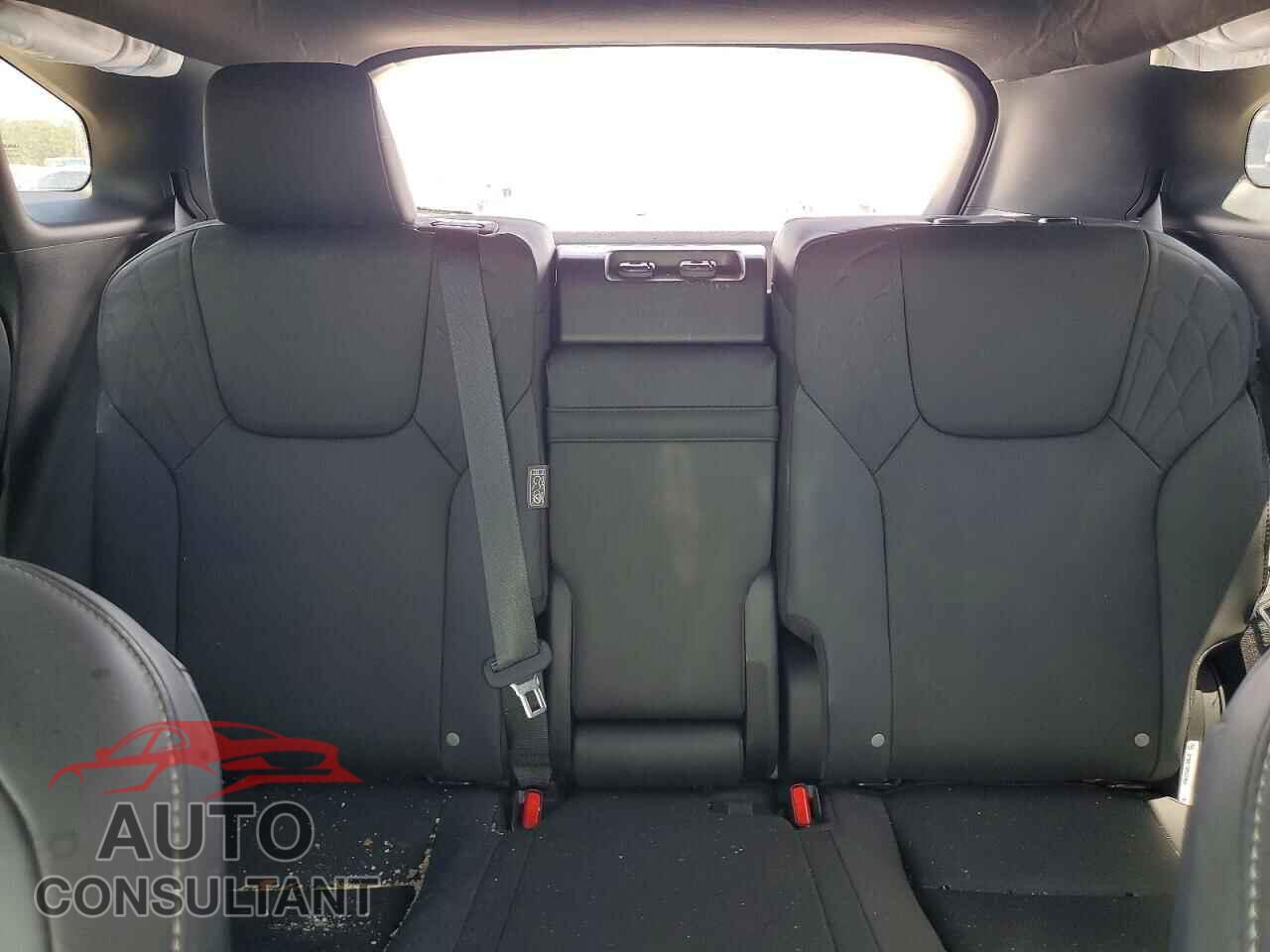 LEXUS UNKNOWN 2023 - 2T2BBMCA6PC020165