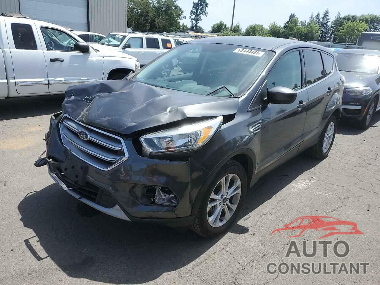FORD ESCAPE 2017 - 1FMCU9GD1HUE09901