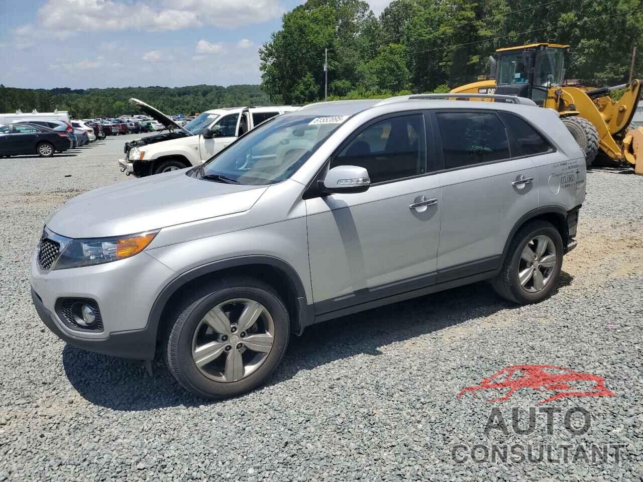 KIA SORENTO 2013 - 5XYKU4A60DG406254