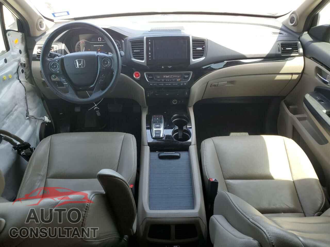 HONDA PILOT 2017 - 5FNYF5H95HB025121