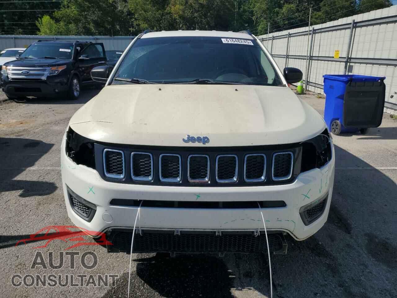 JEEP COMPASS 2019 - 3C4NJCAB7KT749338