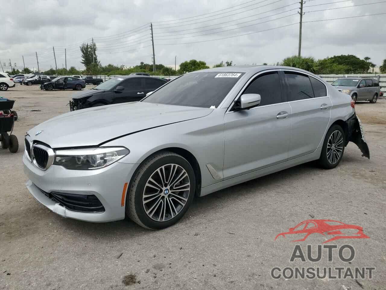 BMW 5 SERIES 2019 - WBAJA7C51KG911687