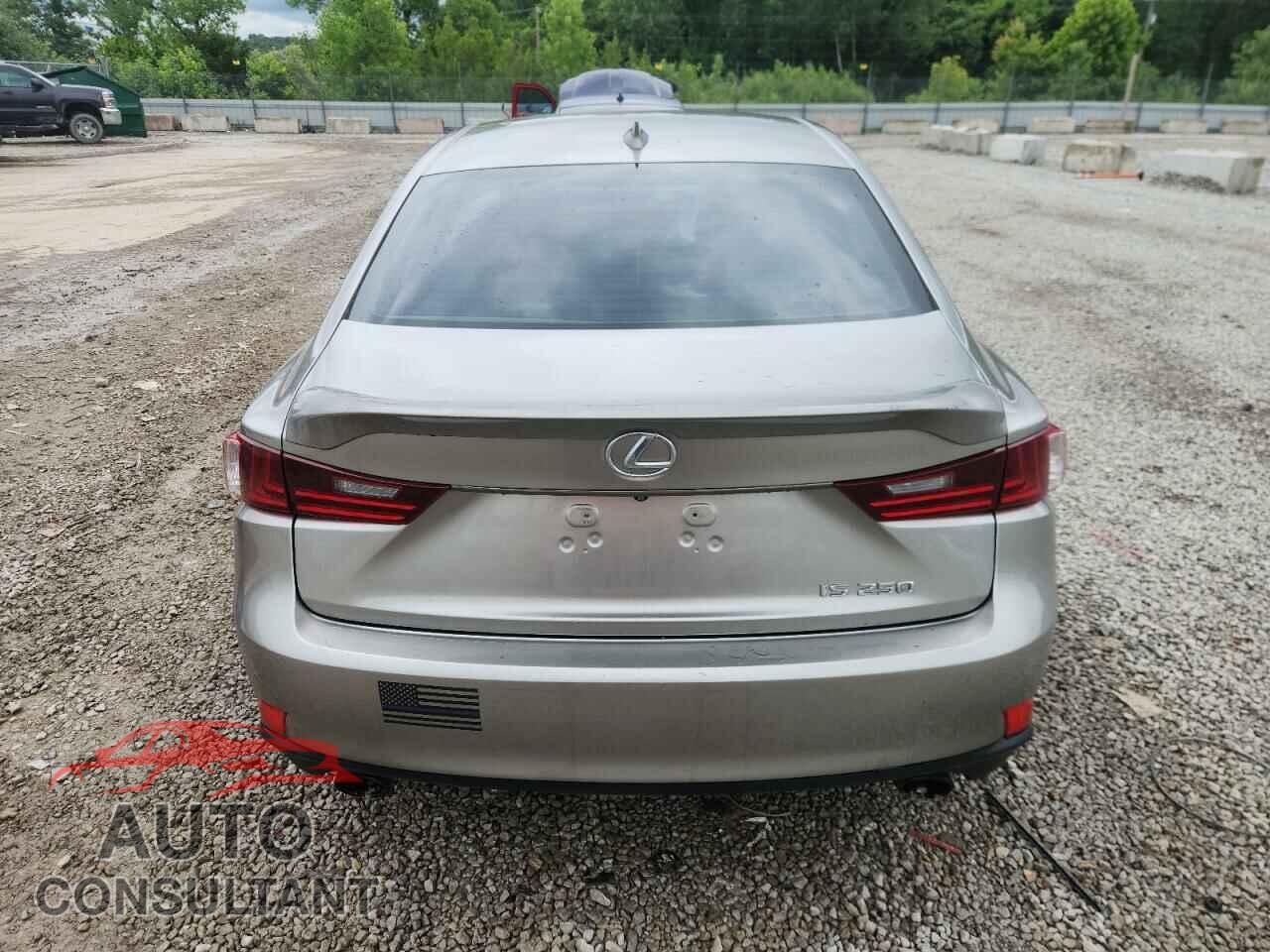 LEXUS IS 2015 - JTHBF1D2XF5075520