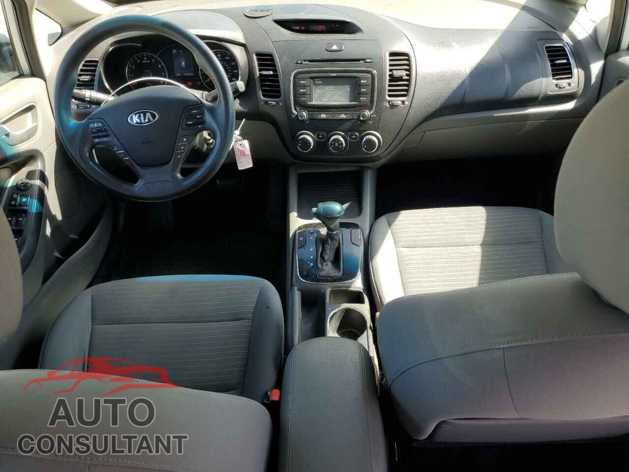 KIA FORTE 2017 - 3KPFL4A78HE019385