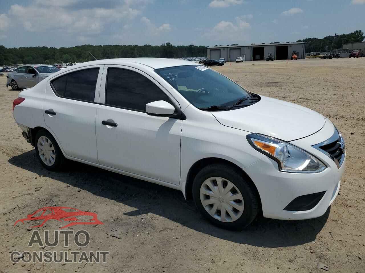 NISSAN VERSA 2017 - 3N1CN7AP2HL830368