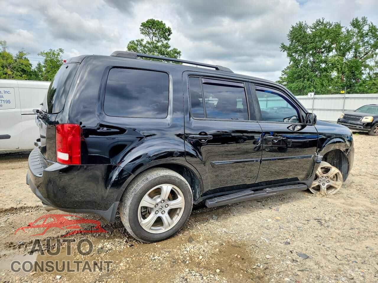HONDA PILOT 2015 - 5FNYF3H57FB024003