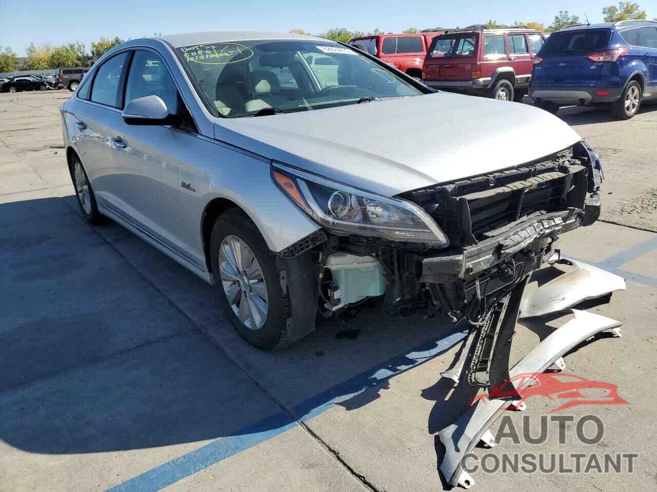 HYUNDAI SONATA 2017 - KMHE24L18HA050853