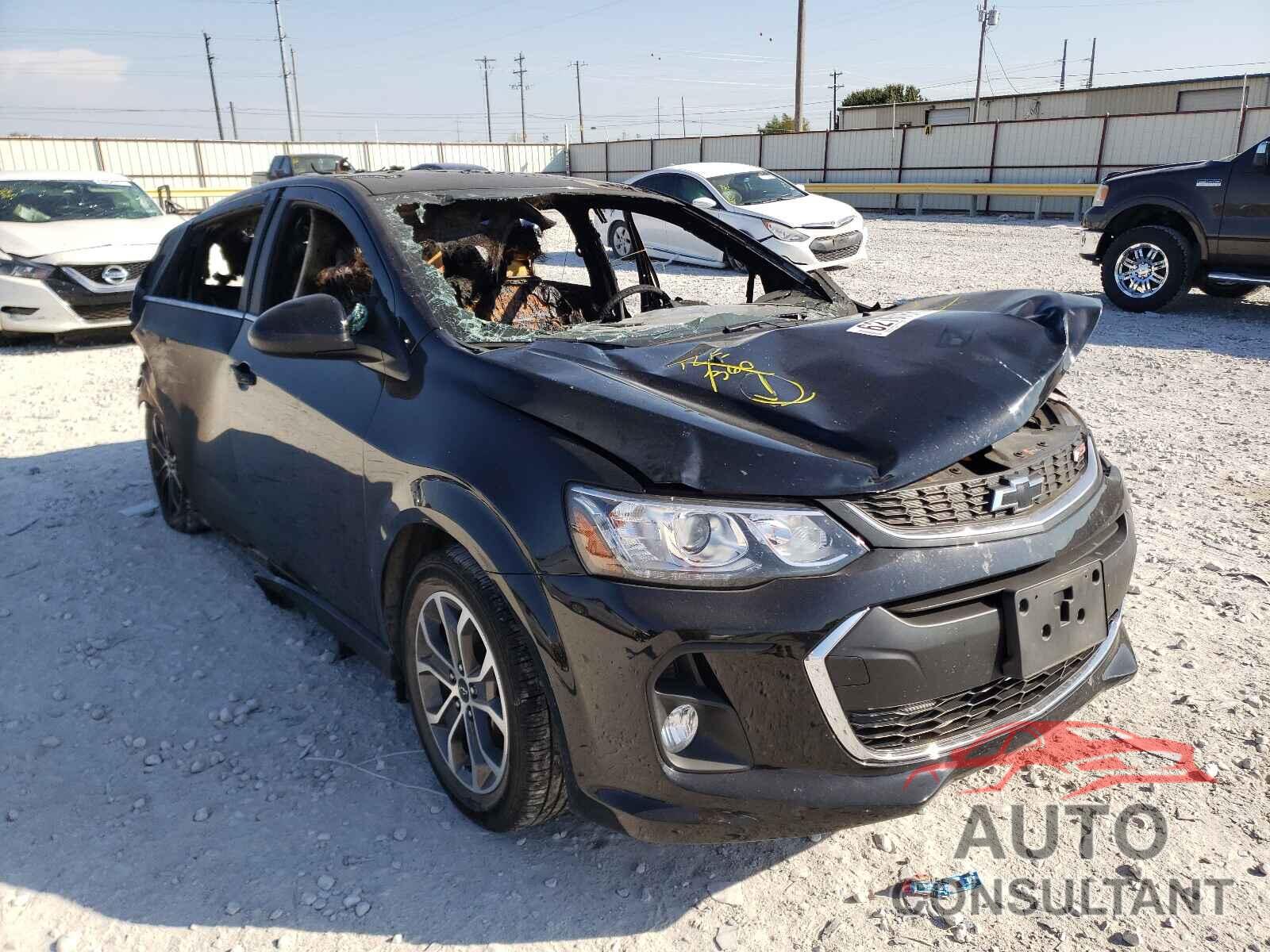 CHEVROLET SONIC 2019 - 1G1JD6SB9K4107790