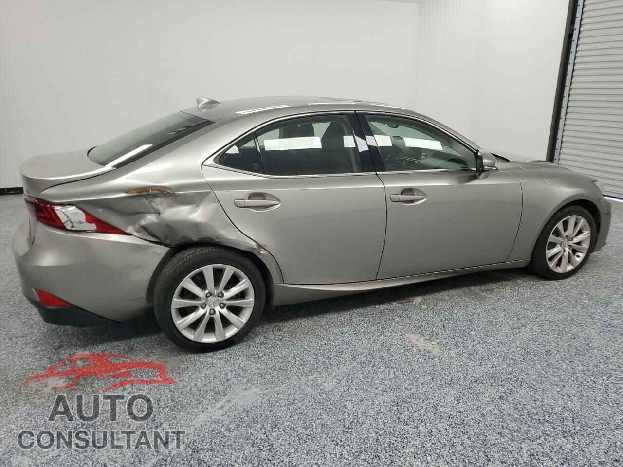 LEXUS IS 2016 - JTHBA1D21G5001578