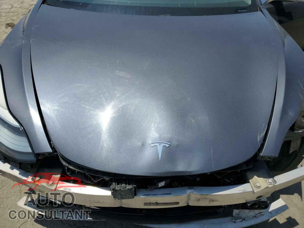TESLA MODEL 3 2018 - 5YJ3E1EA6JF163227