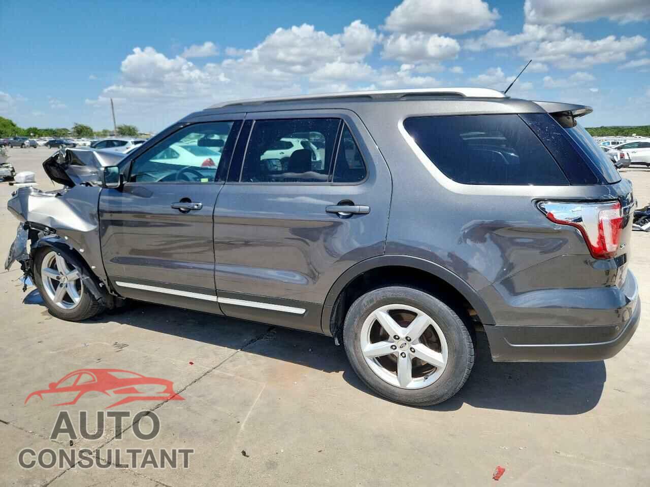 FORD EXPLORER 2018 - 1FM5K7D89JGB17007